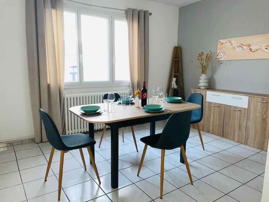 Appartement 3 Chambres Proche Centre Ville Carcassonne Buitenkant foto