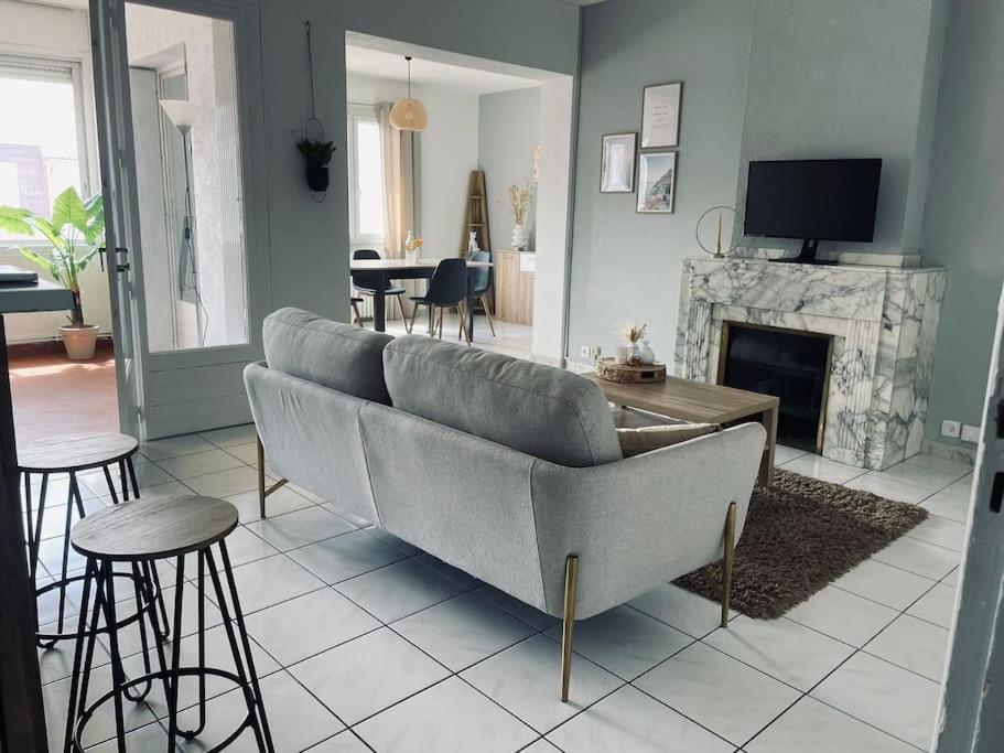 Appartement 3 Chambres Proche Centre Ville Carcassonne Buitenkant foto