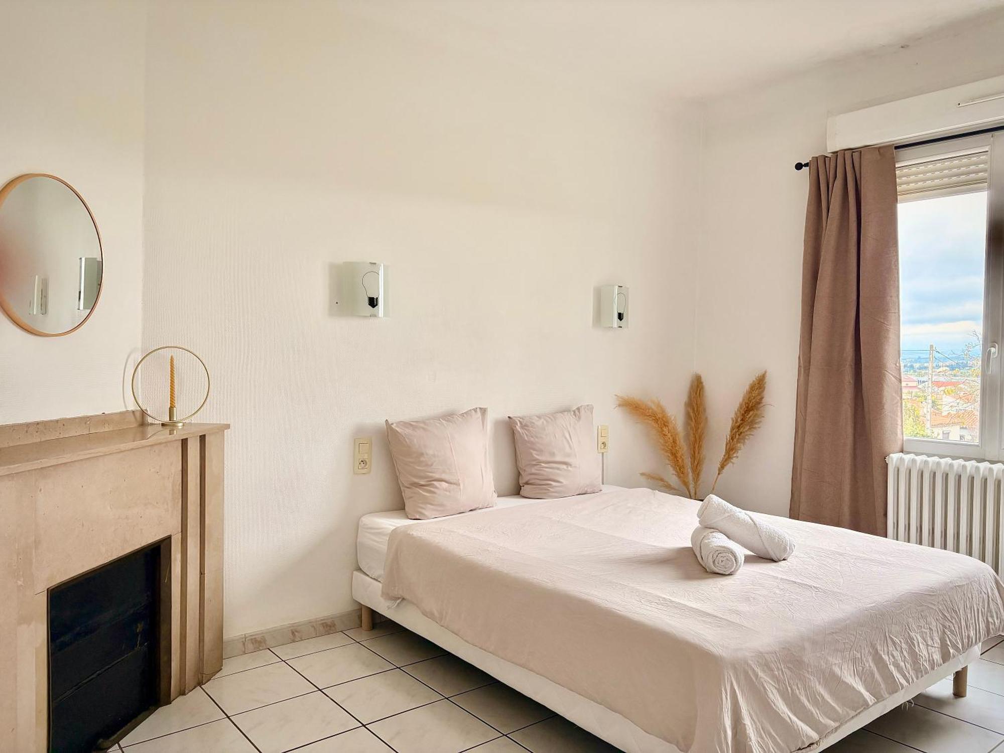 Appartement 3 Chambres Proche Centre Ville Carcassonne Buitenkant foto
