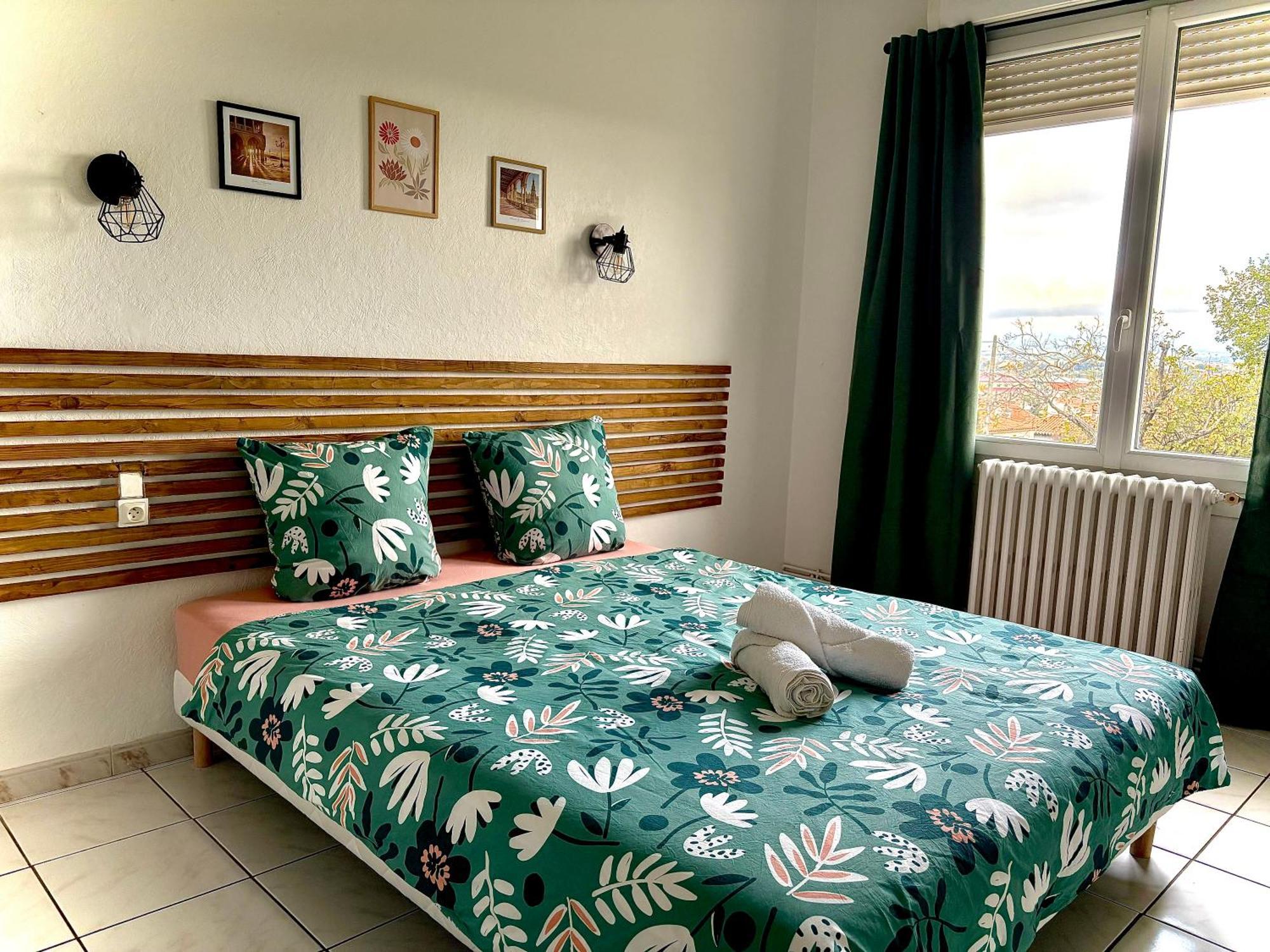 Appartement 3 Chambres Proche Centre Ville Carcassonne Buitenkant foto